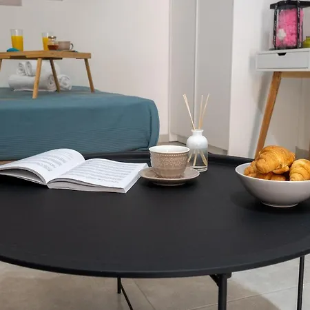 Апартаменты Lydia Apartment's *