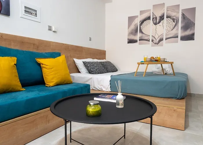 Апартаменты Lydia Apartment's *